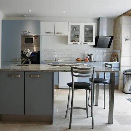 Du Château Mont D'onel *